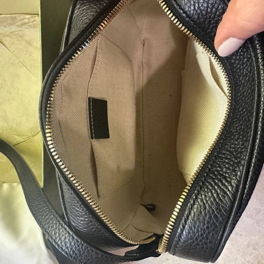 GUCCI Authentic Italian Soho Disco Black Leather Crossbody Bag - Picture 5 of 7